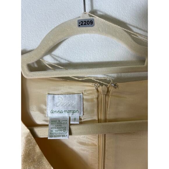 Donna Morgan Butter Yellow Silk Cap Sleeve V Neck SPecial Occasion Dress Sz 8 - Picture 3 of 3